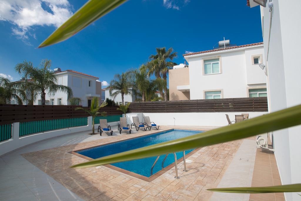 Halle Villa Protaras Zimmer foto