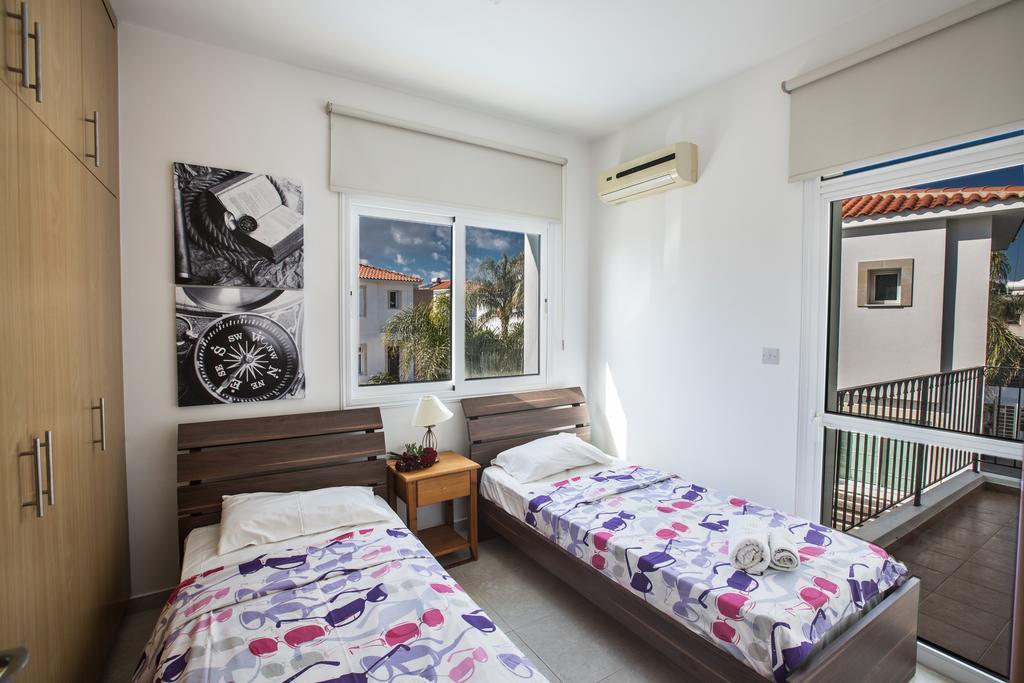 Halle Villa Protaras Zimmer foto